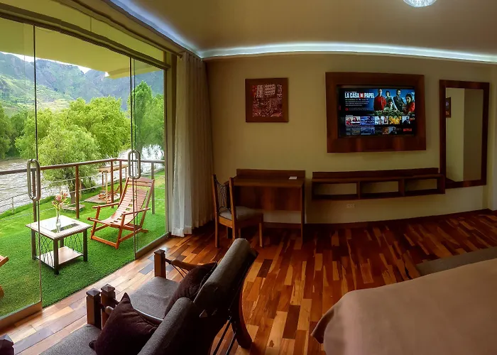 Ribera Del Valle Hotel